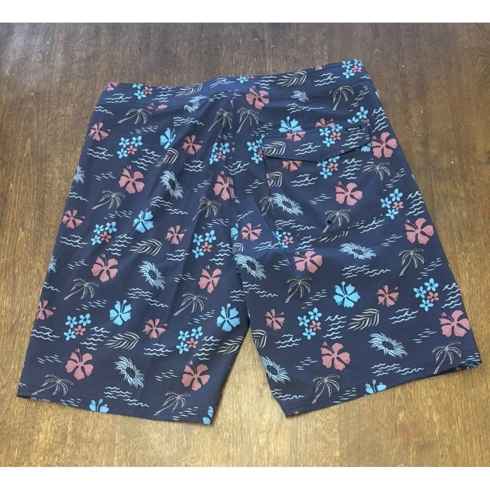 RVCA Men's 19